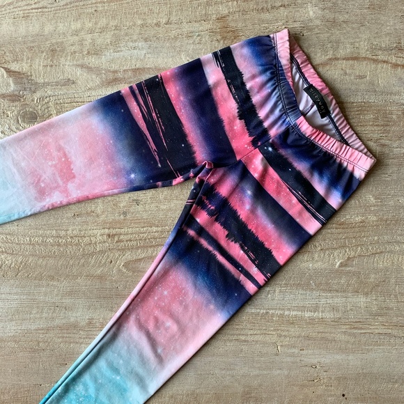 Milkyway Galaxy Print Leggings - Picture 2 of 4